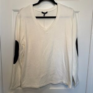 Drew Tyra V-Neck Sweater Faux Leather Elbow Patches Pullover‎ NWT Size Medium